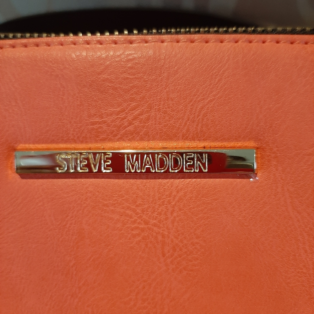 Handbag - Picture 4 of 7